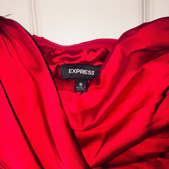 Express Dress (SOLD) - Picture 2 of 3